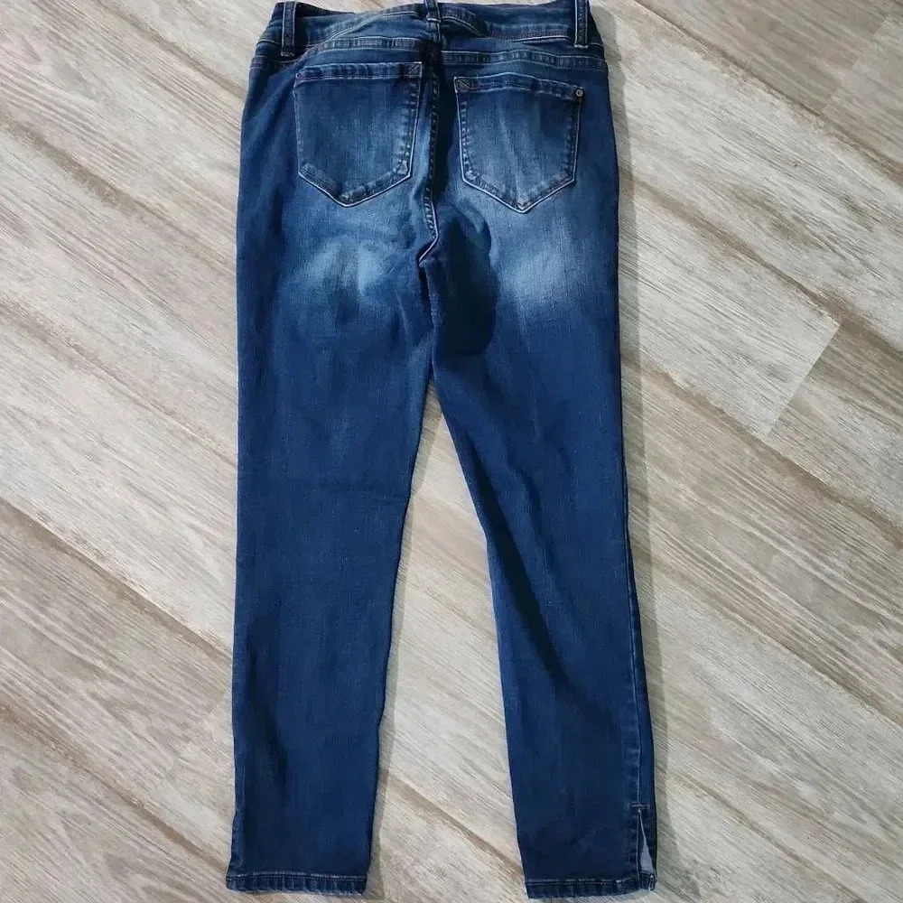 Kensie The Curvy Skinny Crop Jeans - Picture 5 of 10